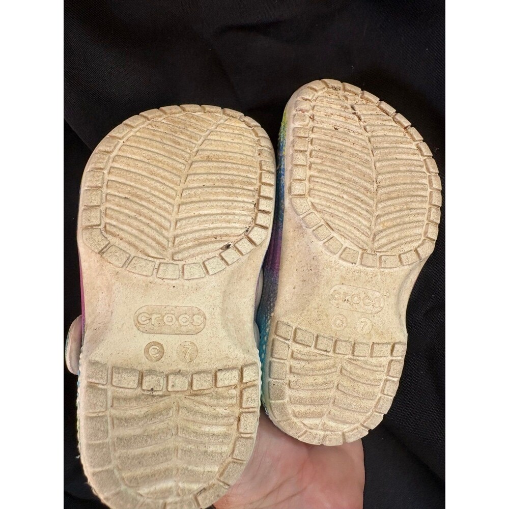 Crocs youth size 7c tie dye slip on shoes - Picture 5 of 5
